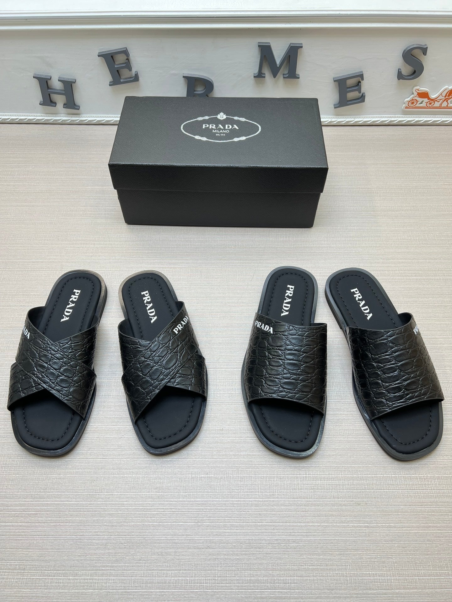 54PD74Z   fashion  slippers