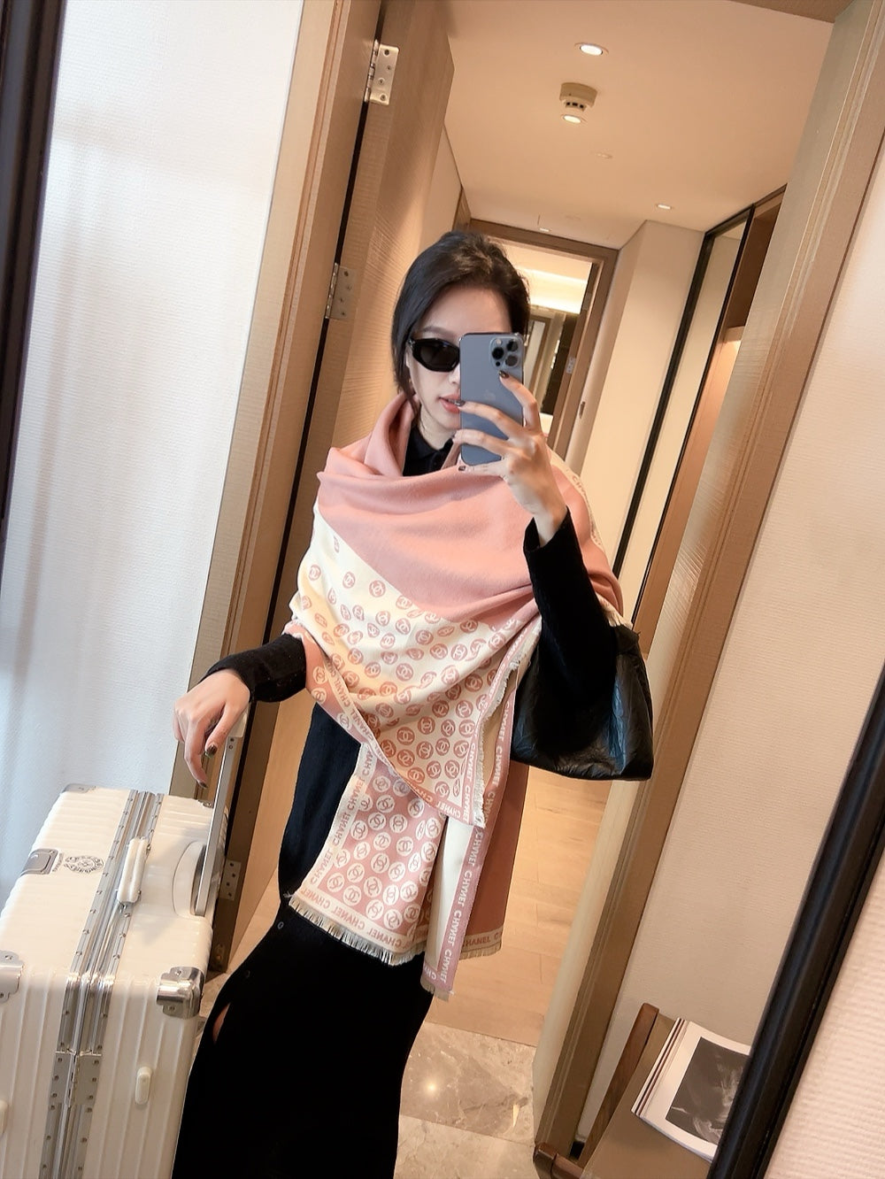 14C439W　 Fashion scarves