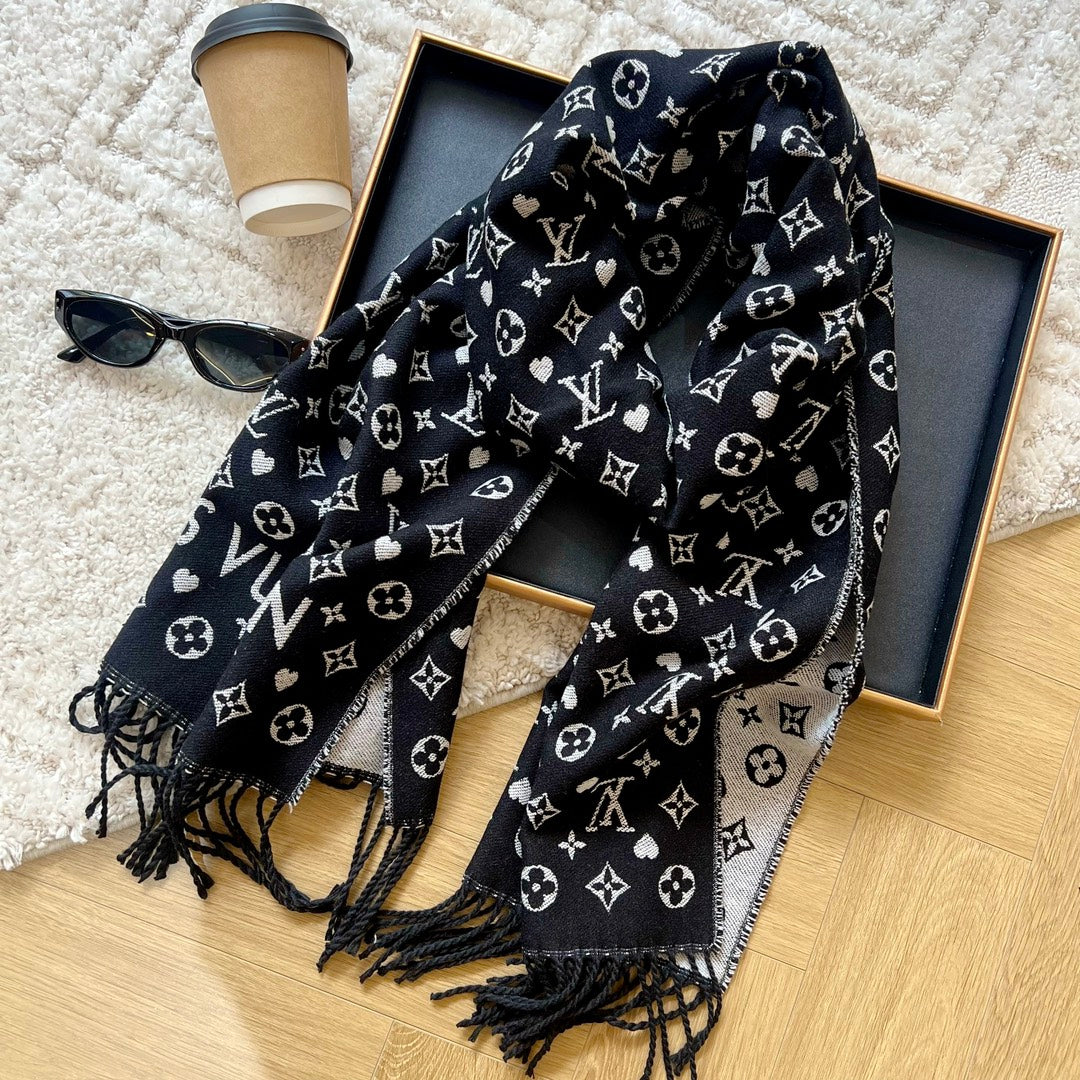 14E227W　Fashion scarves