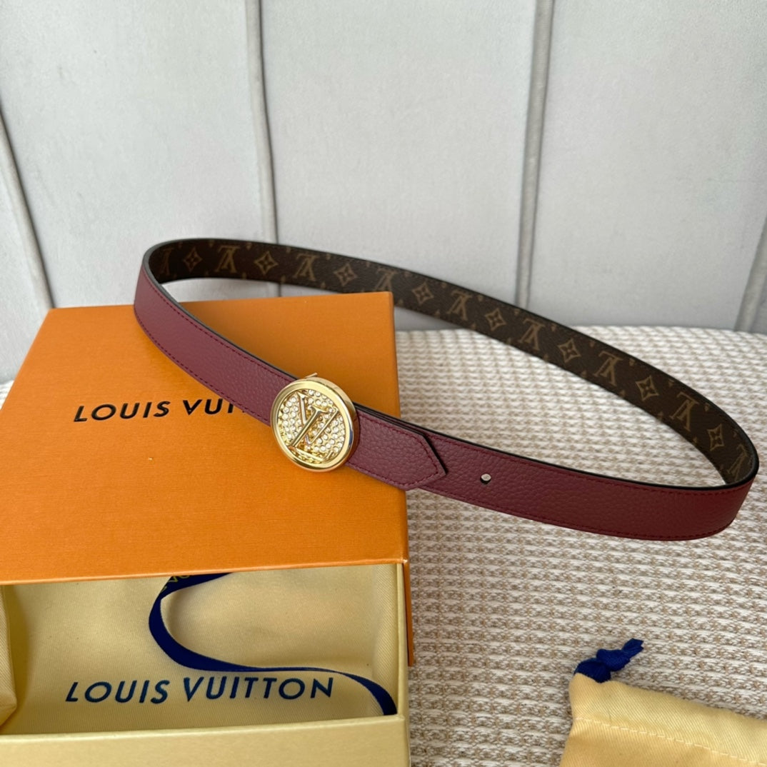 14E71P   (High quality leather belt With full package)