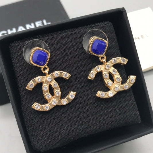 14C67E  Fashionable and high quality earrings