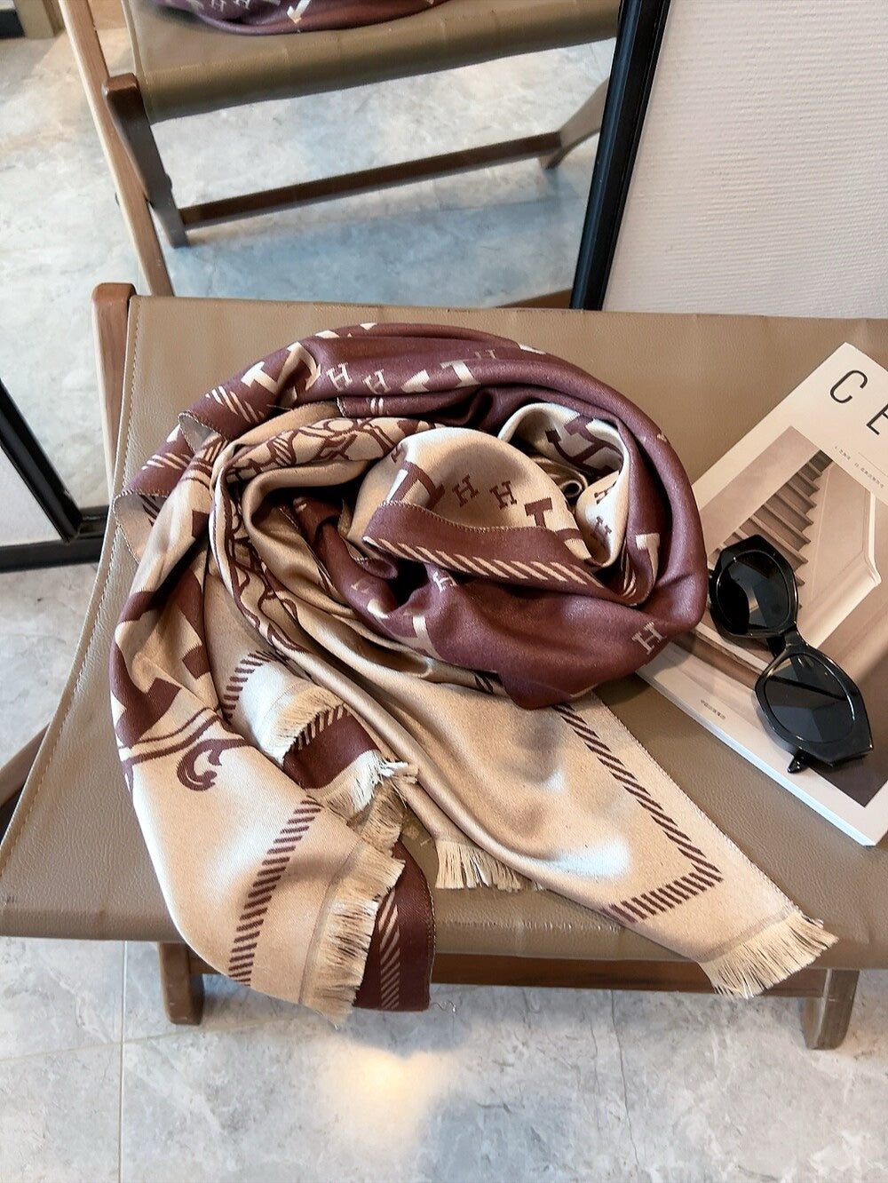 14H290W　Fashion scarves