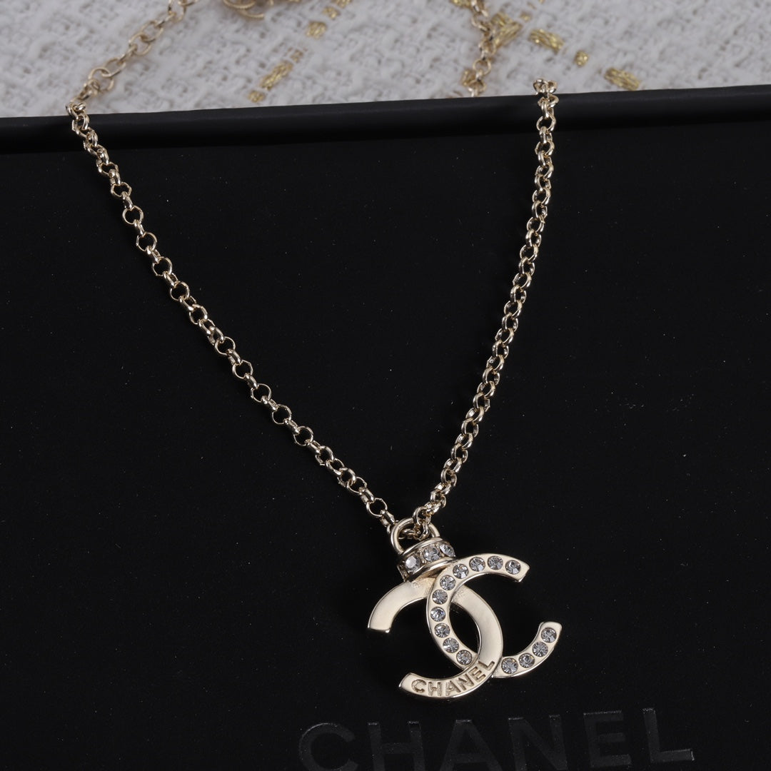 14C454X  Fashionable and high quality Necklaces