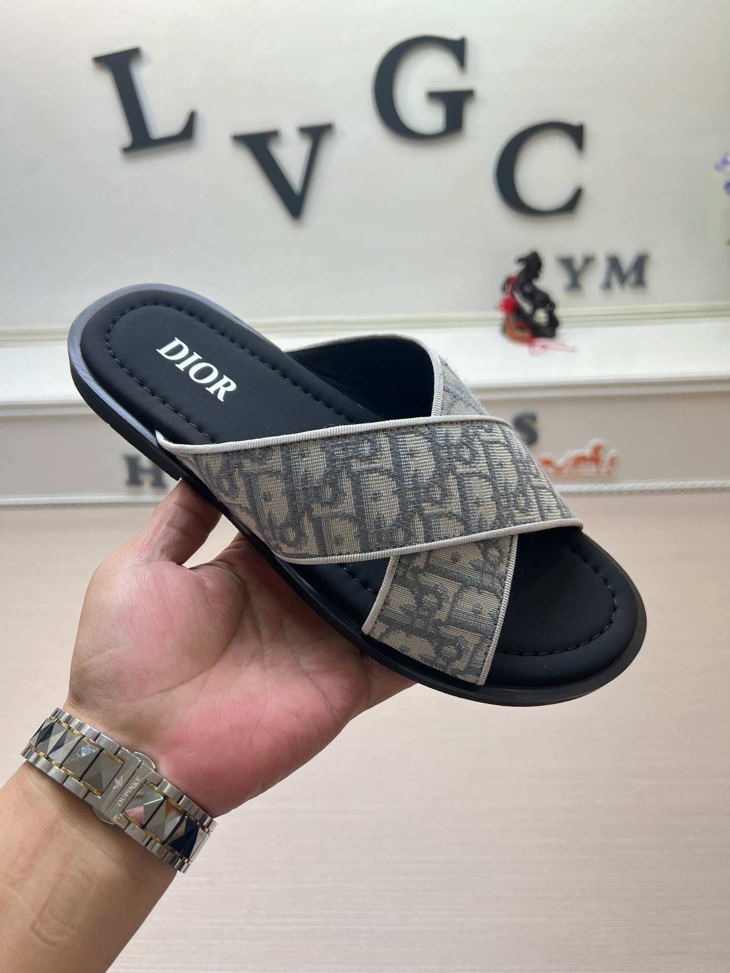 54D79Z  fashion  slippers