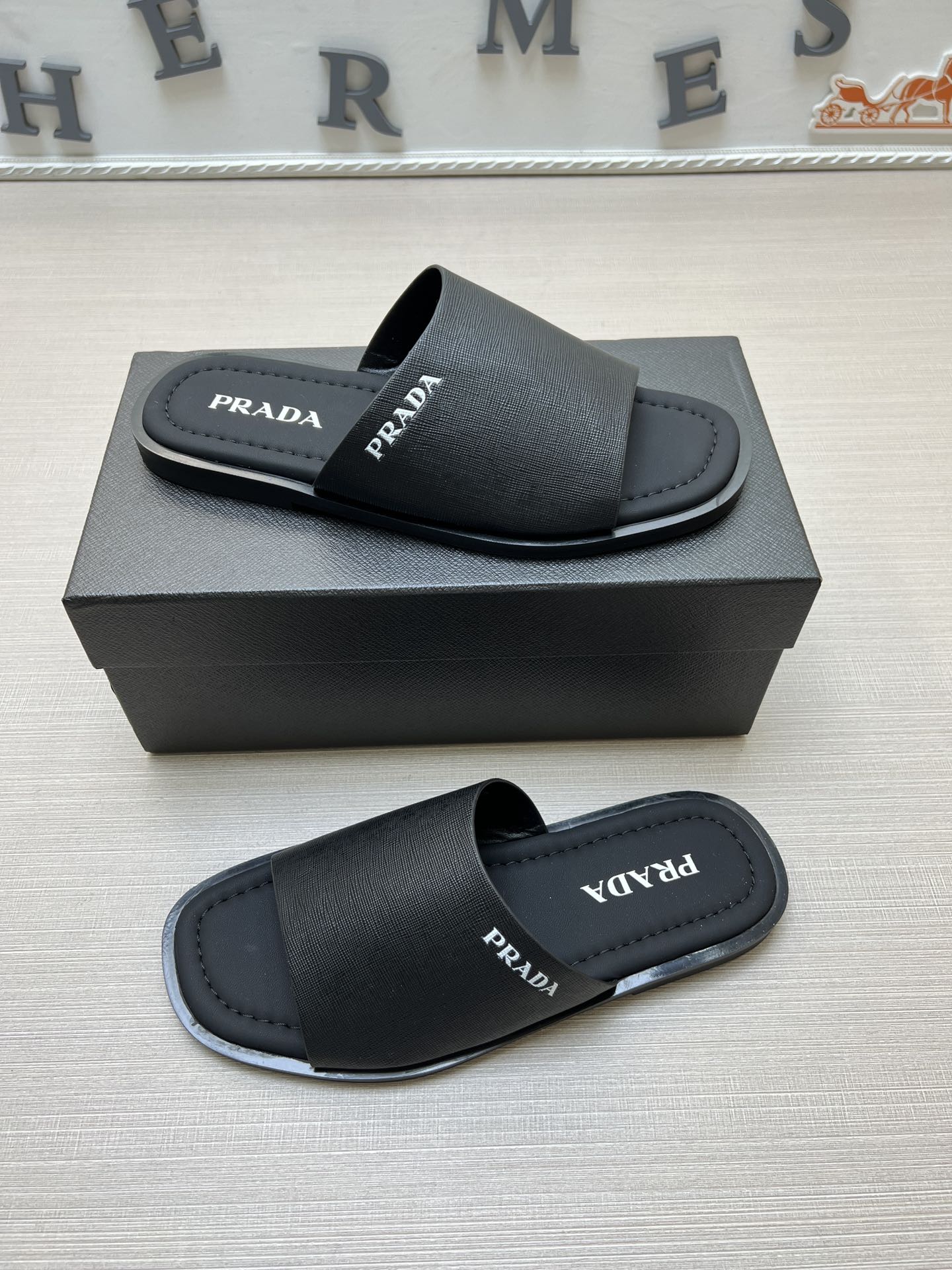 54PD72Z    fashion  slippers