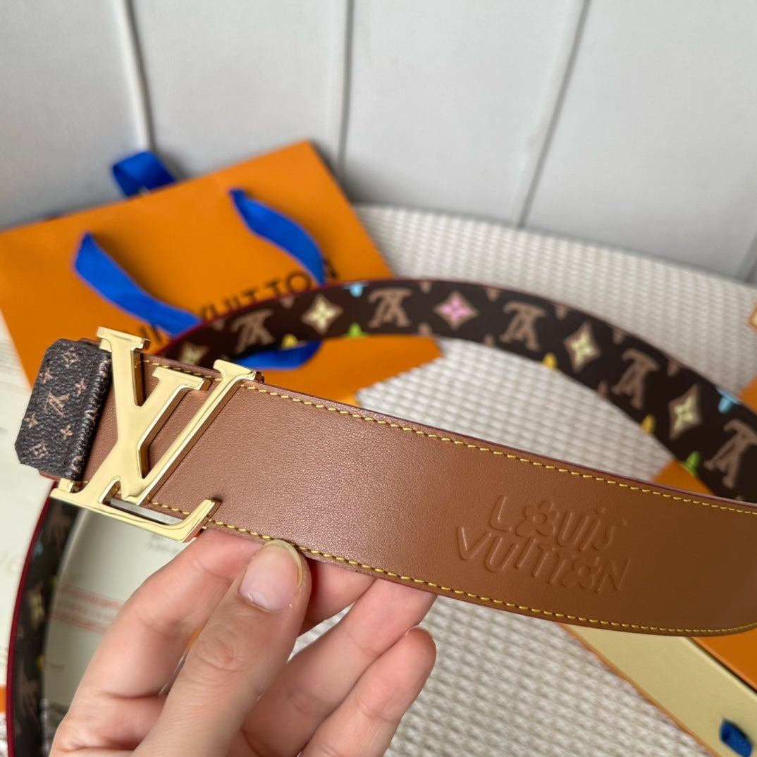 14E47P   (High quality leather belt With full package)