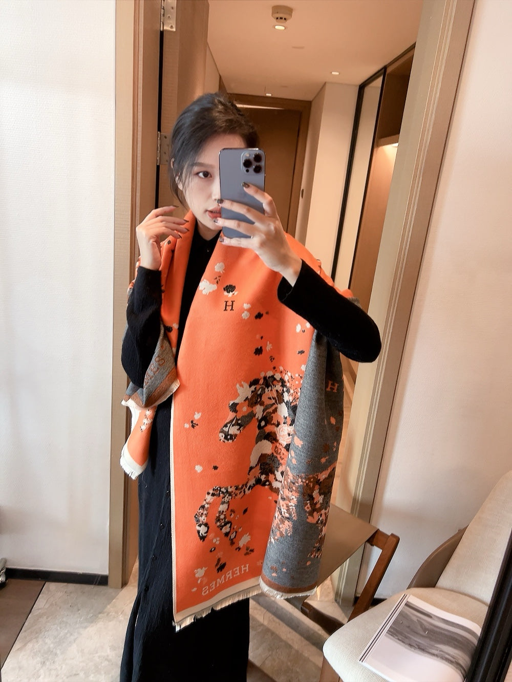 14H350W　Fashion scarves