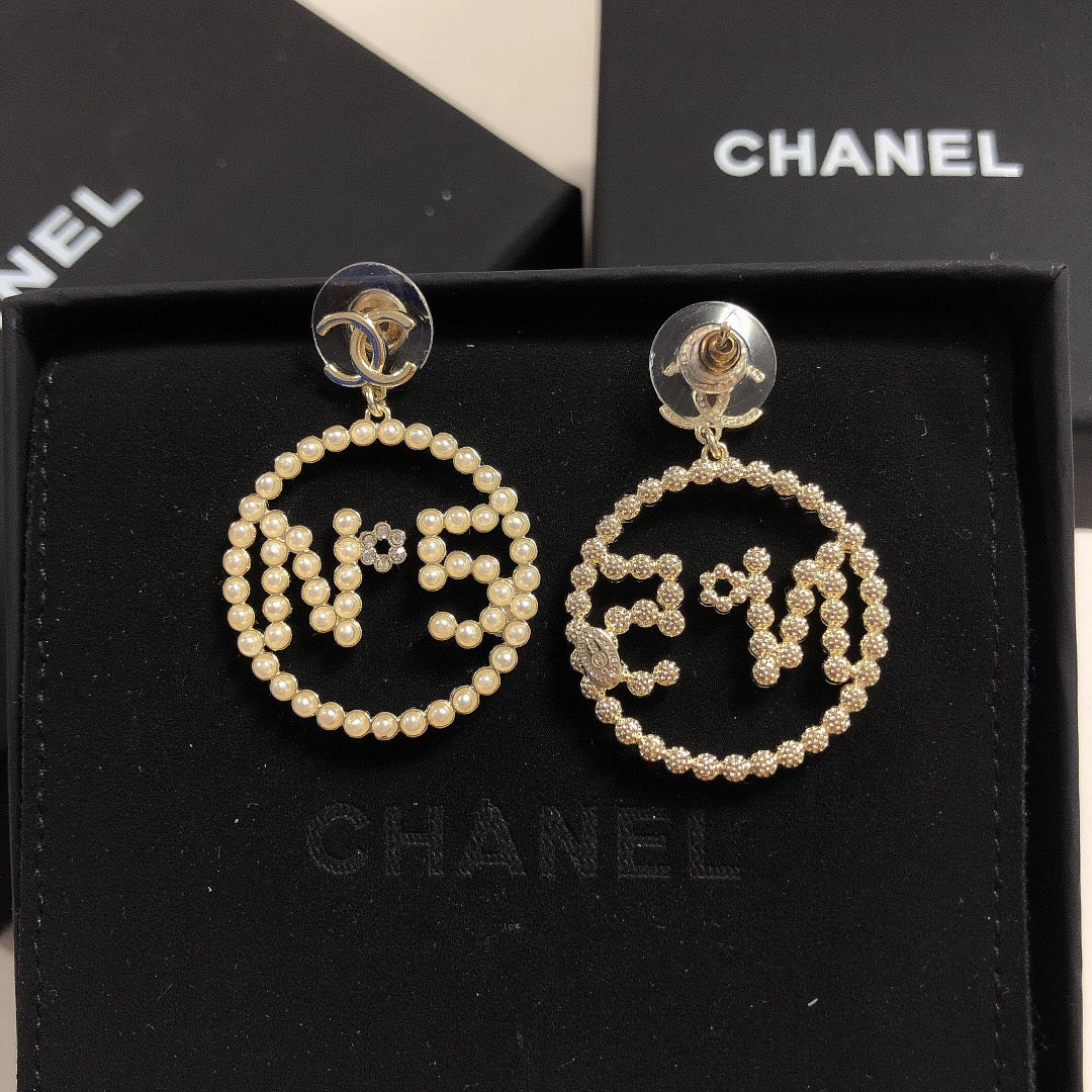 14C39E  Fashionable and high quality earrings