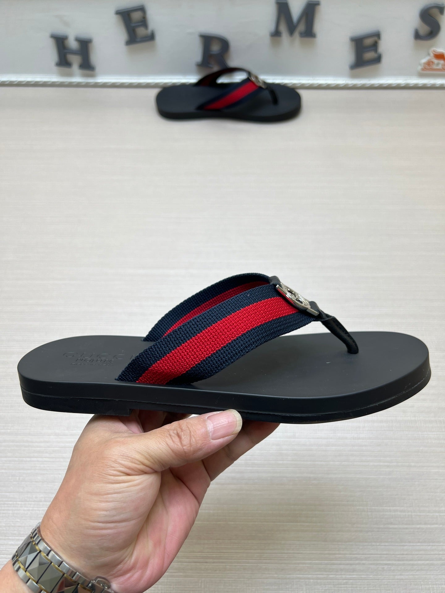 54B13Z    fashion  slippers