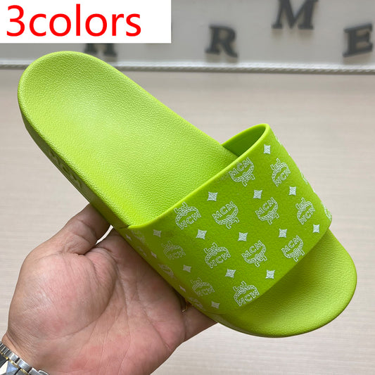 54M47Z   High quality leather slippers