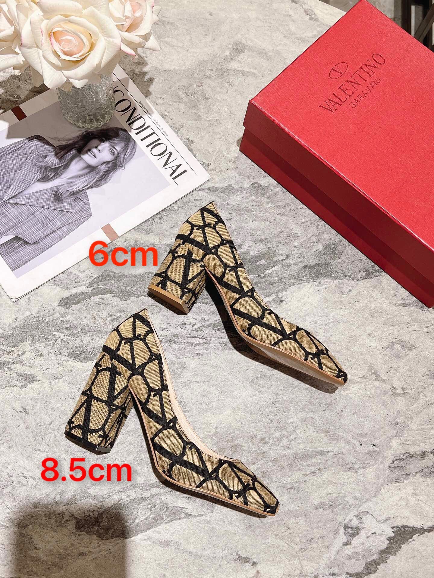 1:1 High quality leather sandals 2YVL33Z