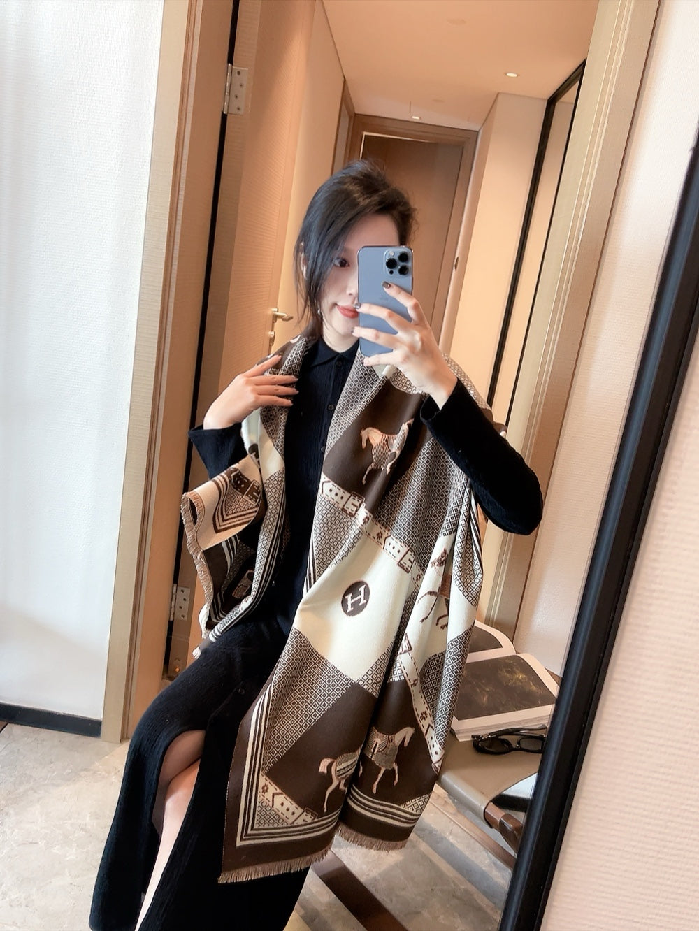 14H327W　Fashion scarves