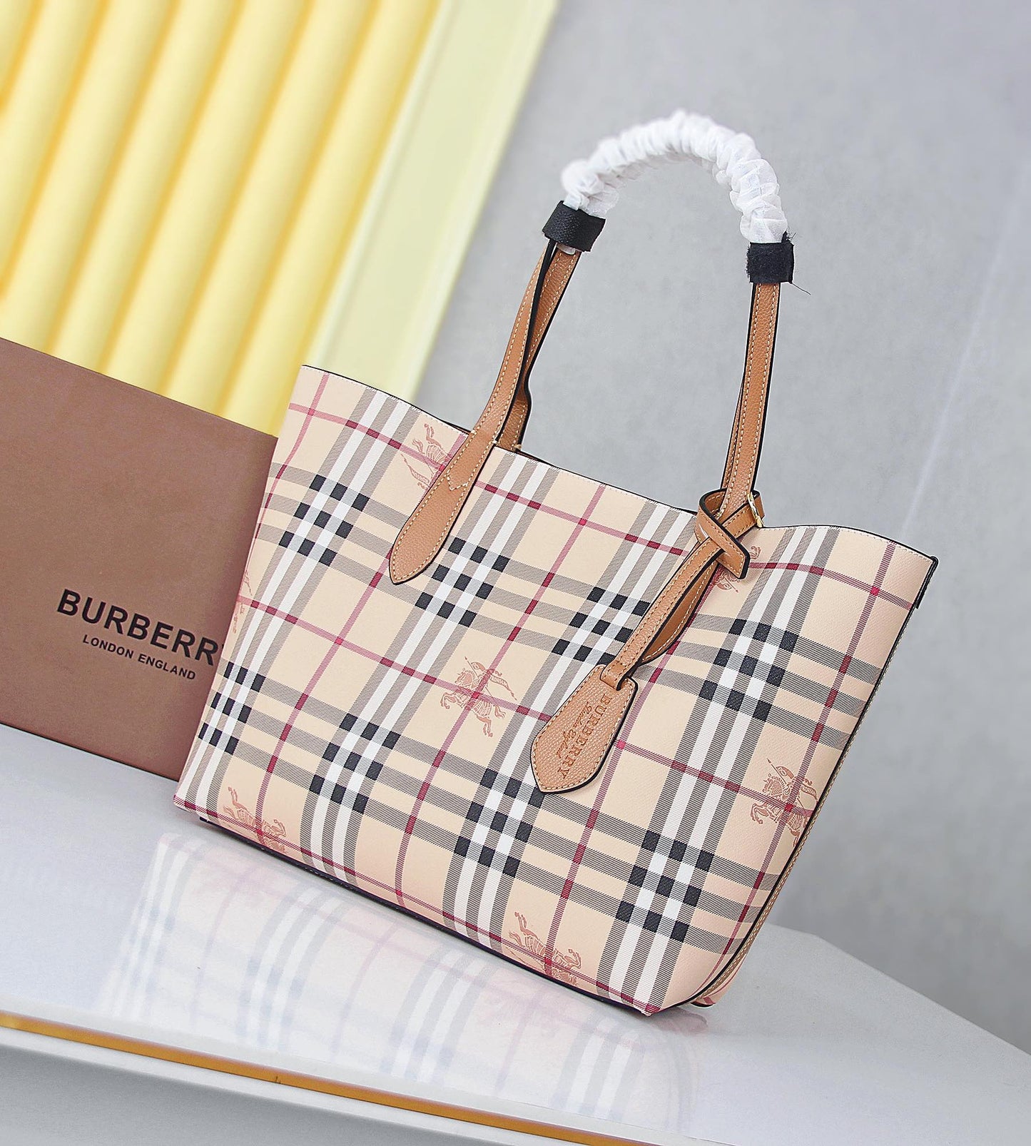 2XR267B hight quality leather Bags