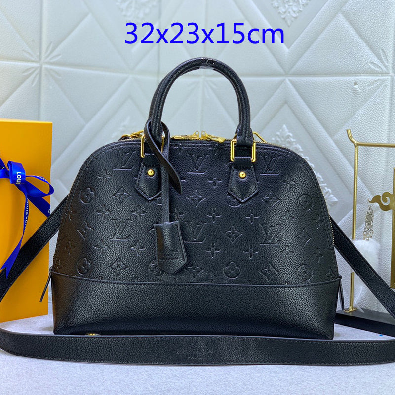 2XE319B hight quality leather Bags