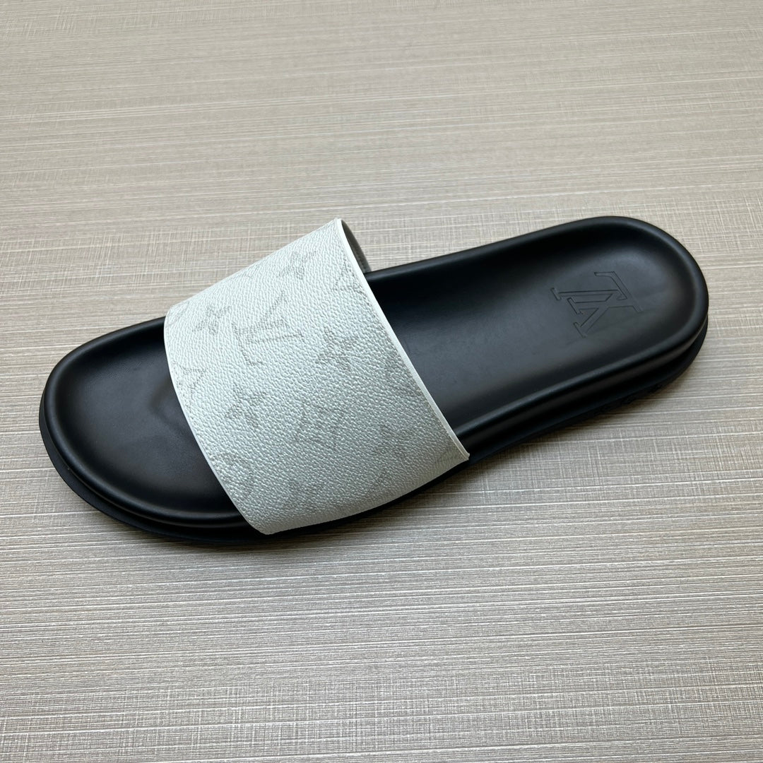 54E58Z   fashion  slippers