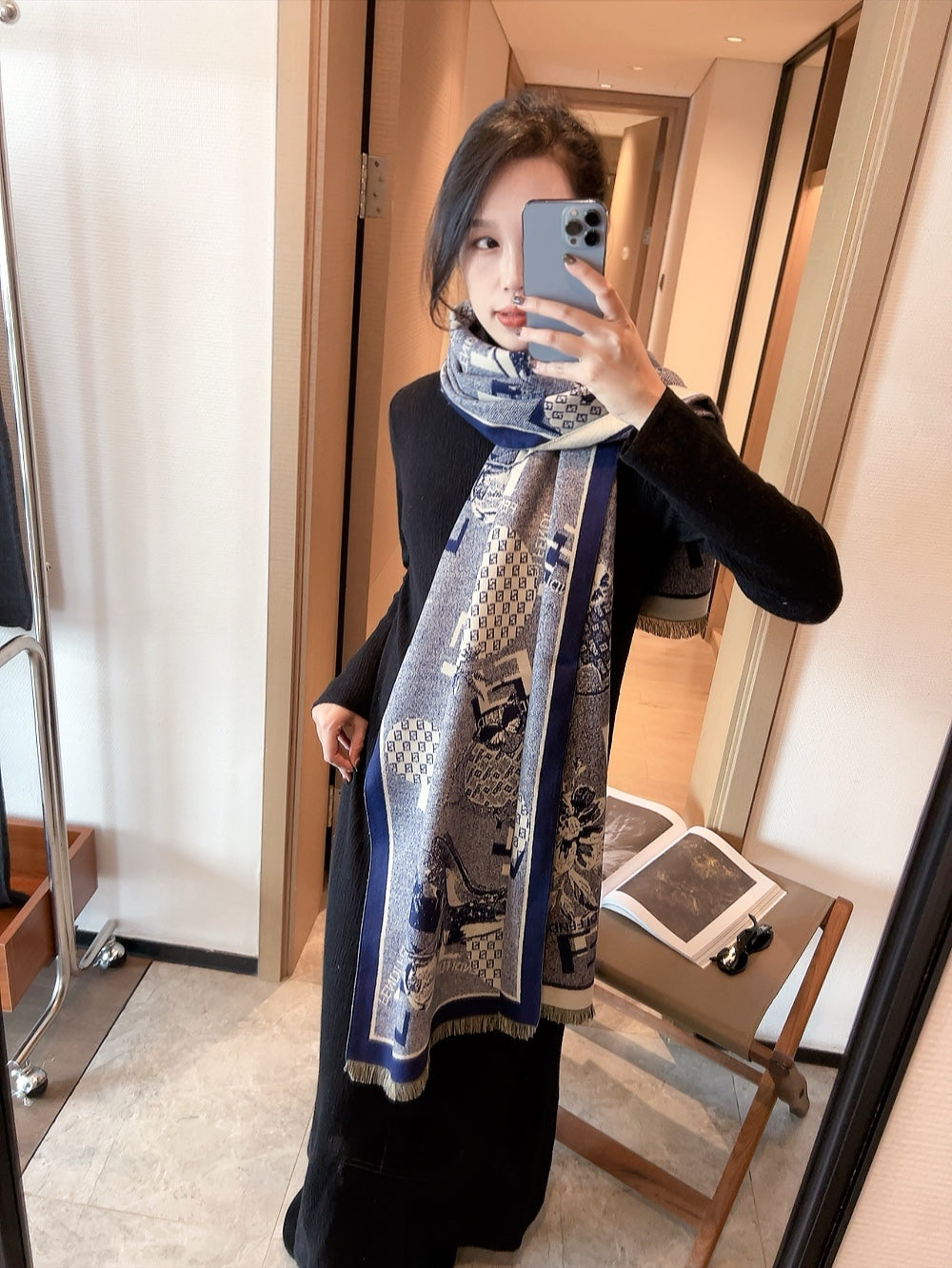 14F326W　Fashion scarves