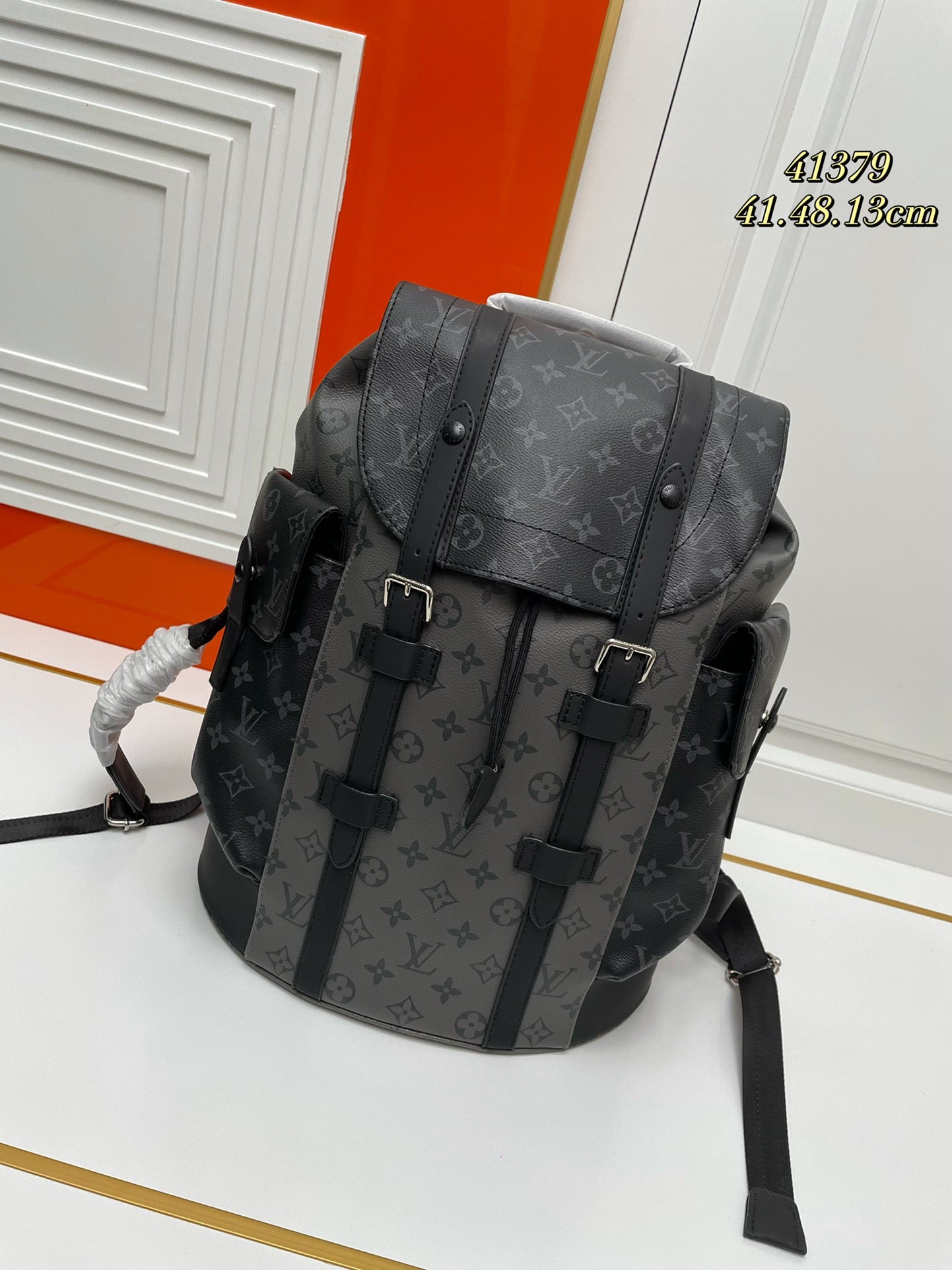 1WE68B (Fashionable leather Backpacks )