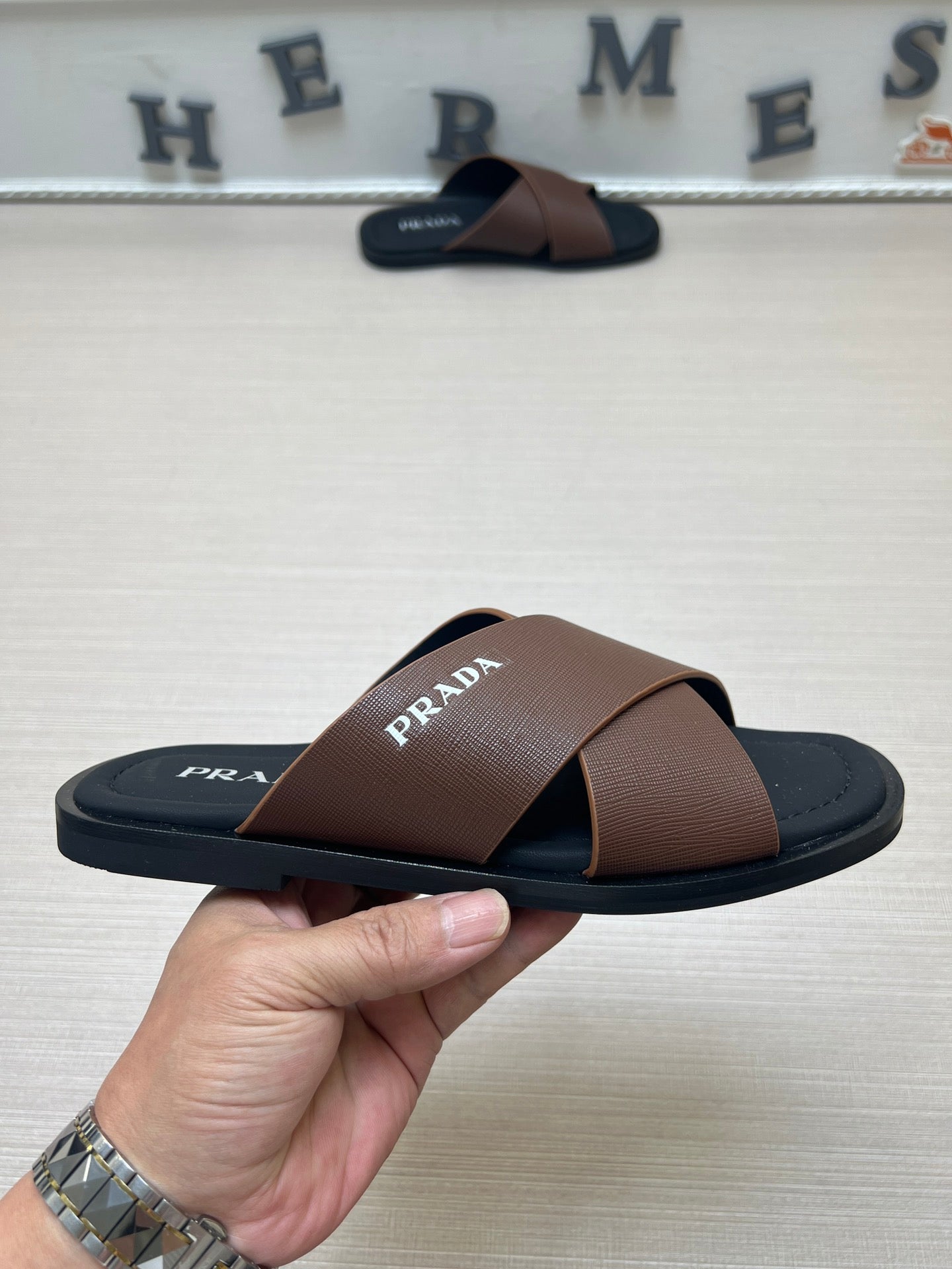 54PD76Z    fashion slippers