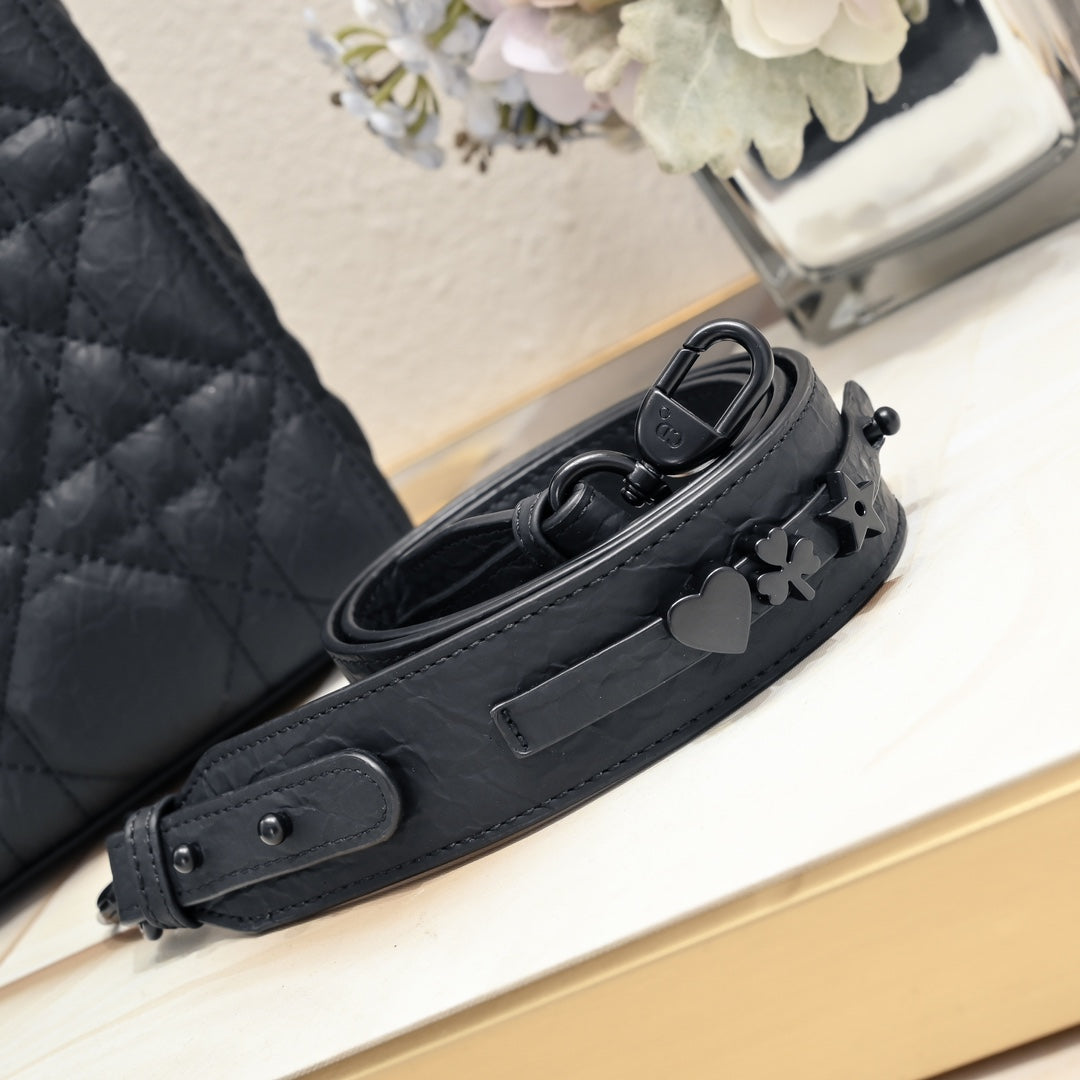 1XD438B Fashionable leather bag