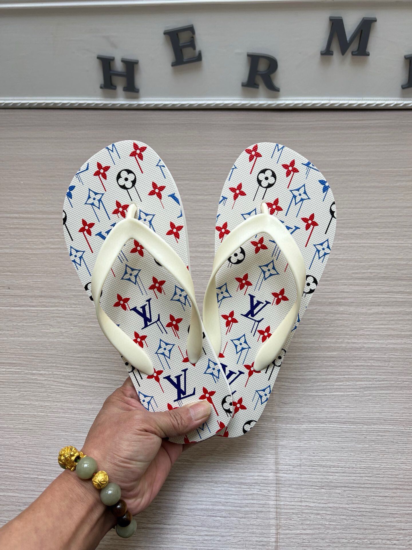 54E55Z   fashion  slippers