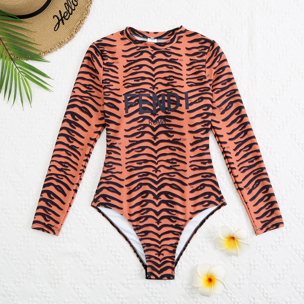 14D102Y   fashion Long sleeve swimsuit