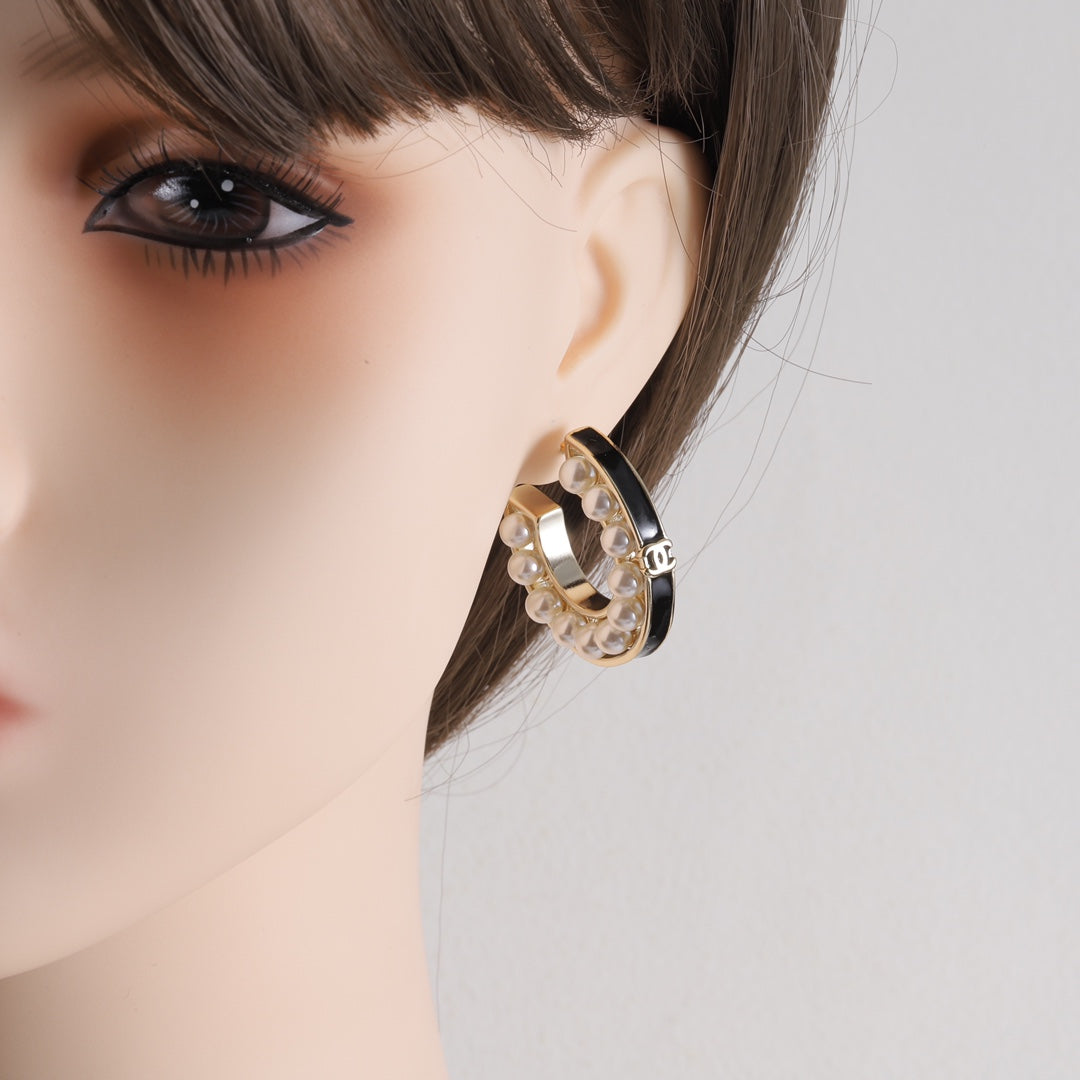 14C356E  Fashionable and high quality Earrings