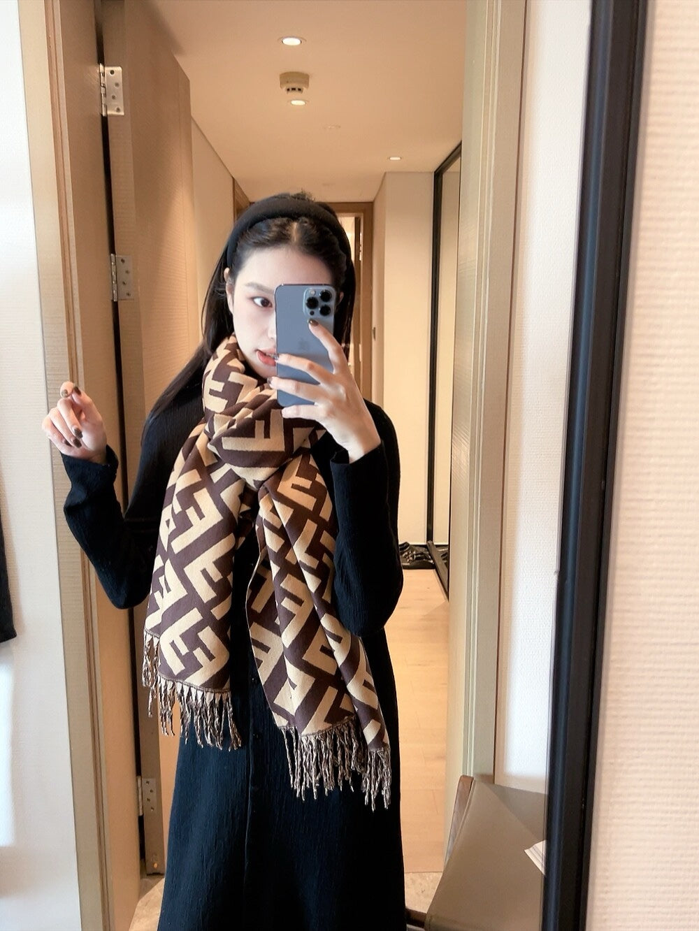 14F277W　 Fashion scarves