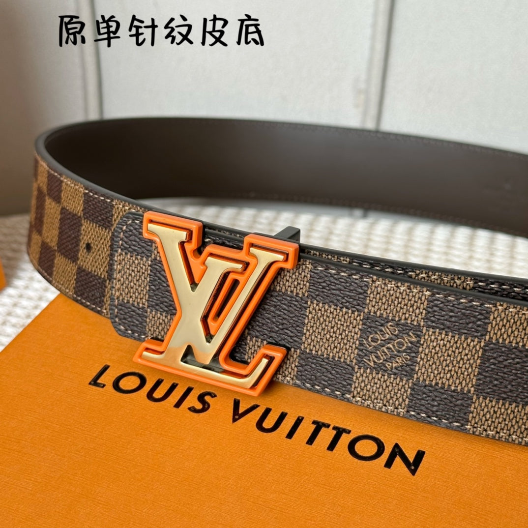 14E56P   (High quality leather belt With full package)