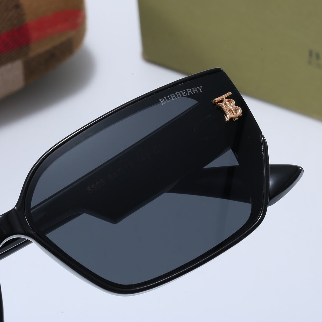 74R121T  fashion Sunglasses