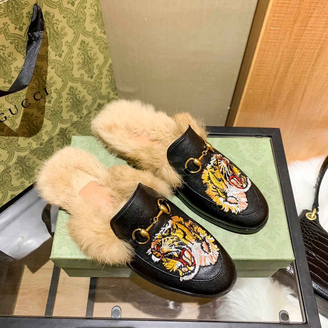 1YB50Z  1：1High quality rabbit fur slippers