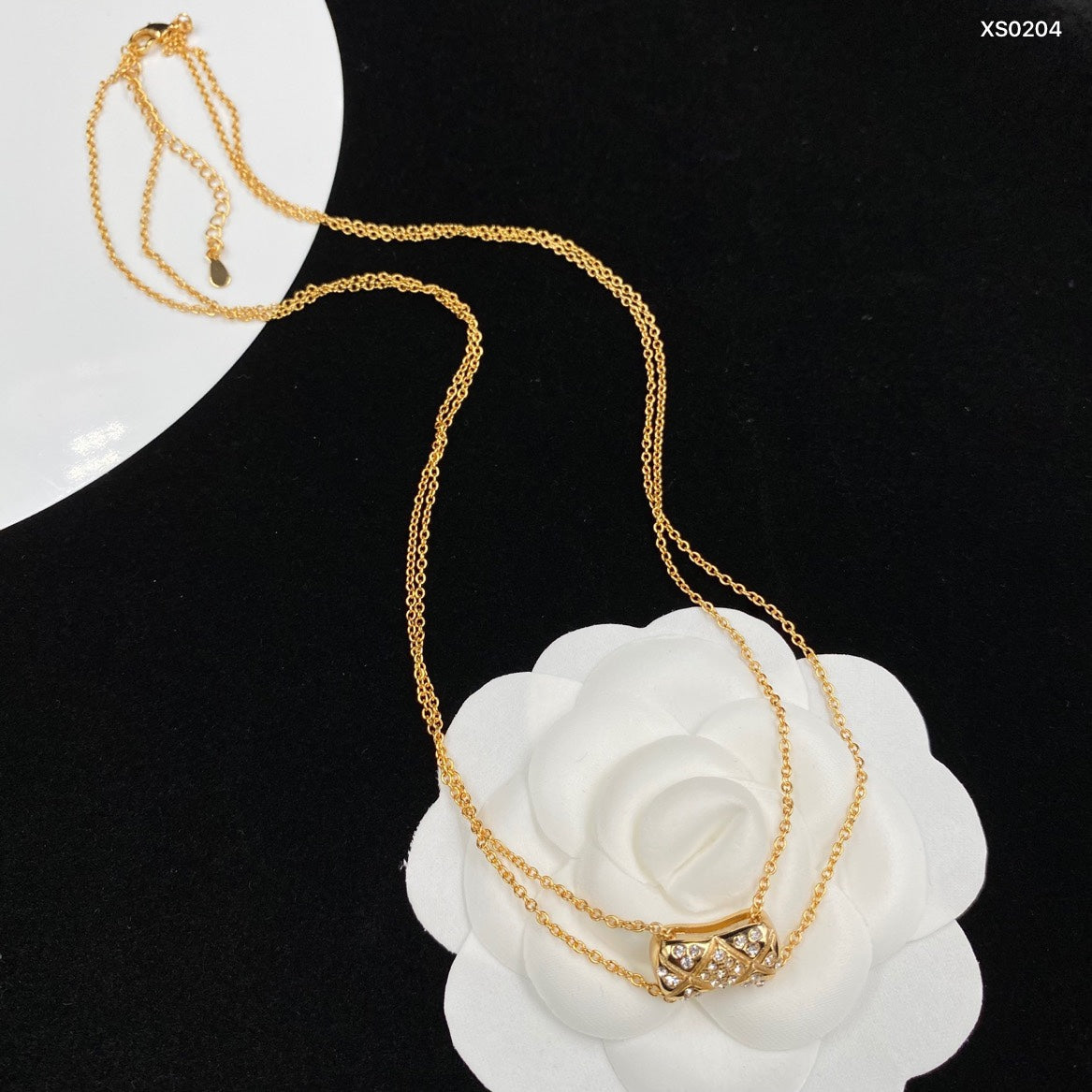 1YC22X  Fashionable high -quality Necklaces