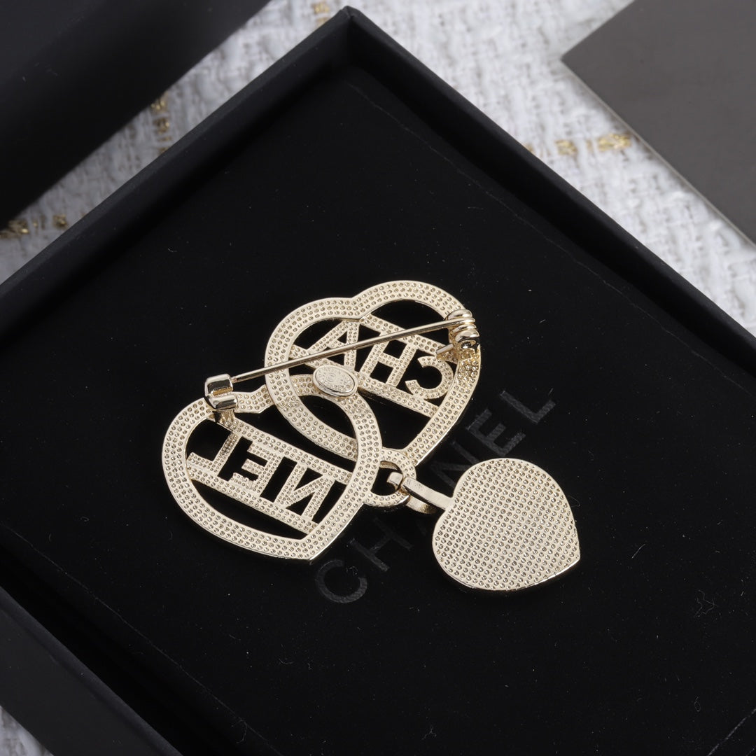 1NC226H Fashion high -quality  Brooch