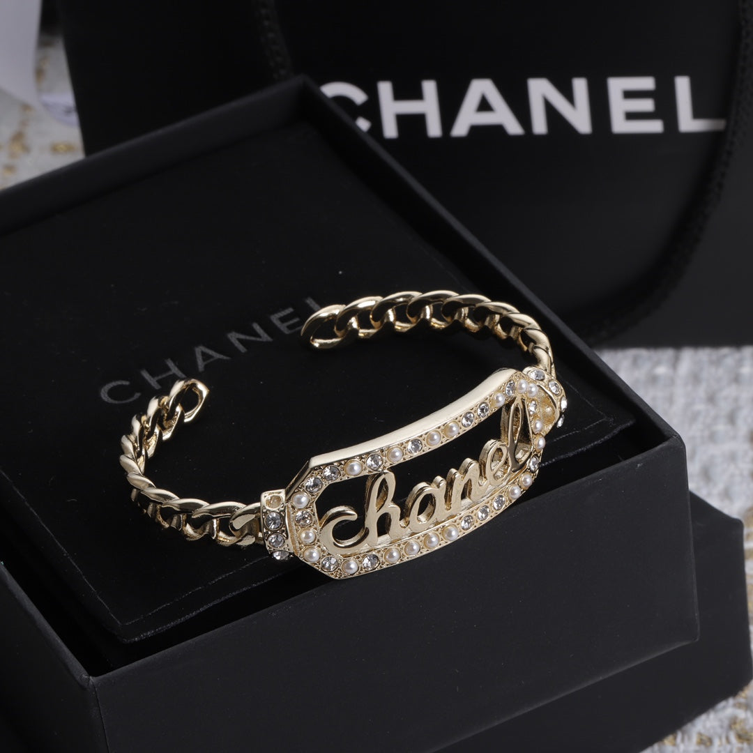 1YC17K  Fashion high -quality Bracelets