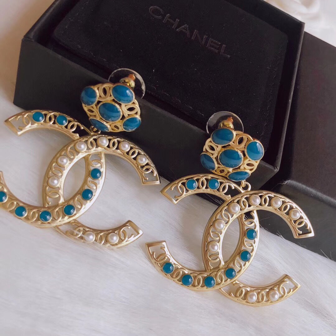 14C98E  Fashionable and high quality earrings