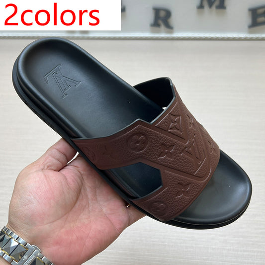 54E68Z   High quality leather slippers