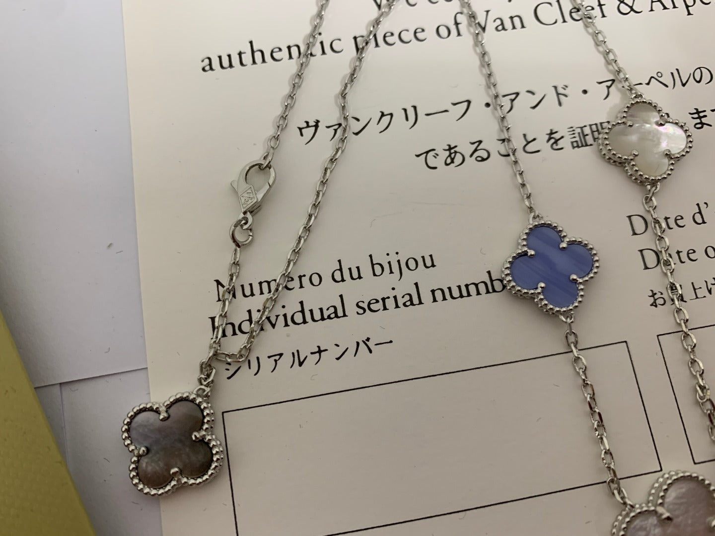 5XVA182K (1:1 High quality 6 flowers necklaces)