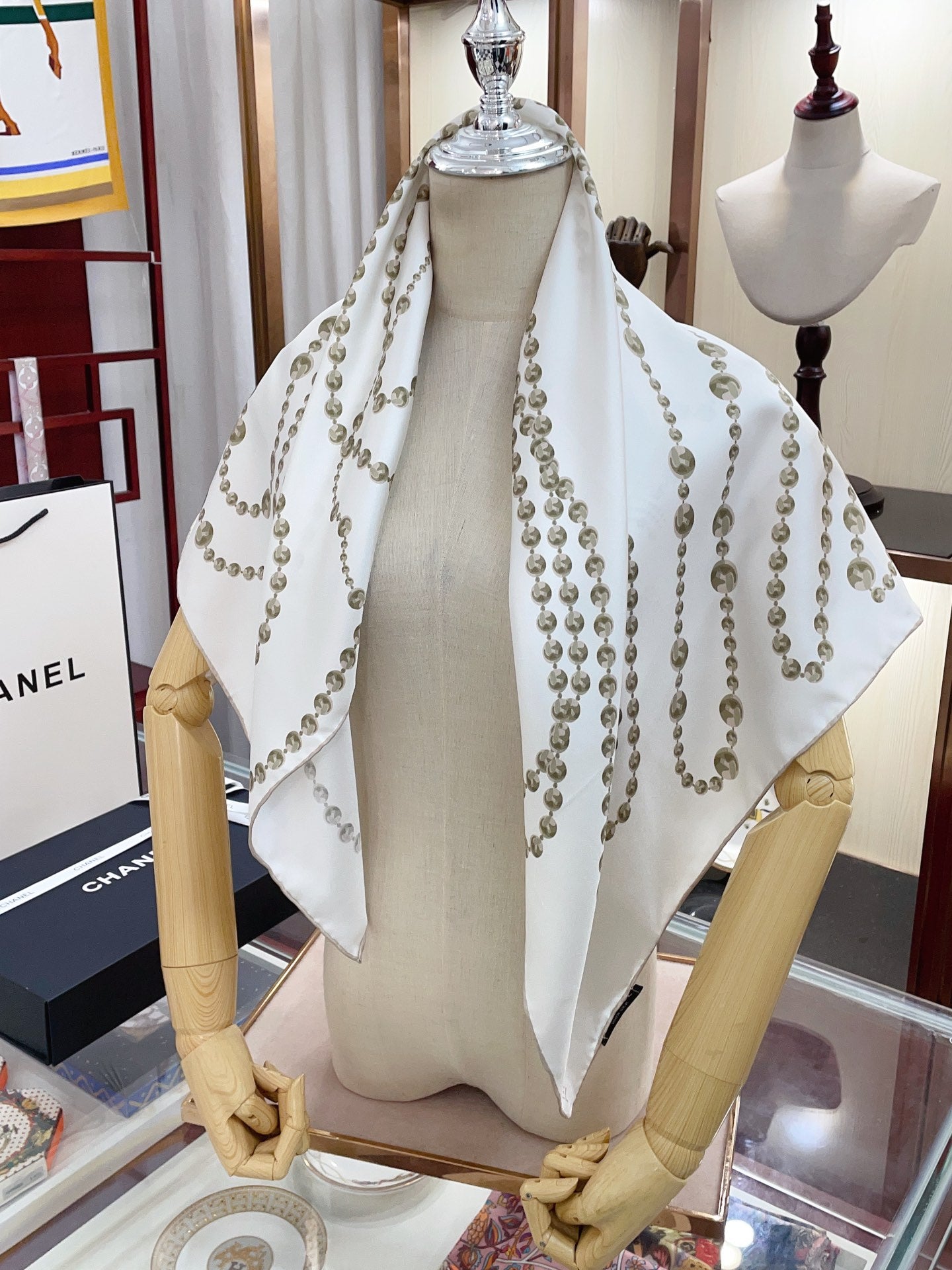 14C124W Fashion high quality scarves