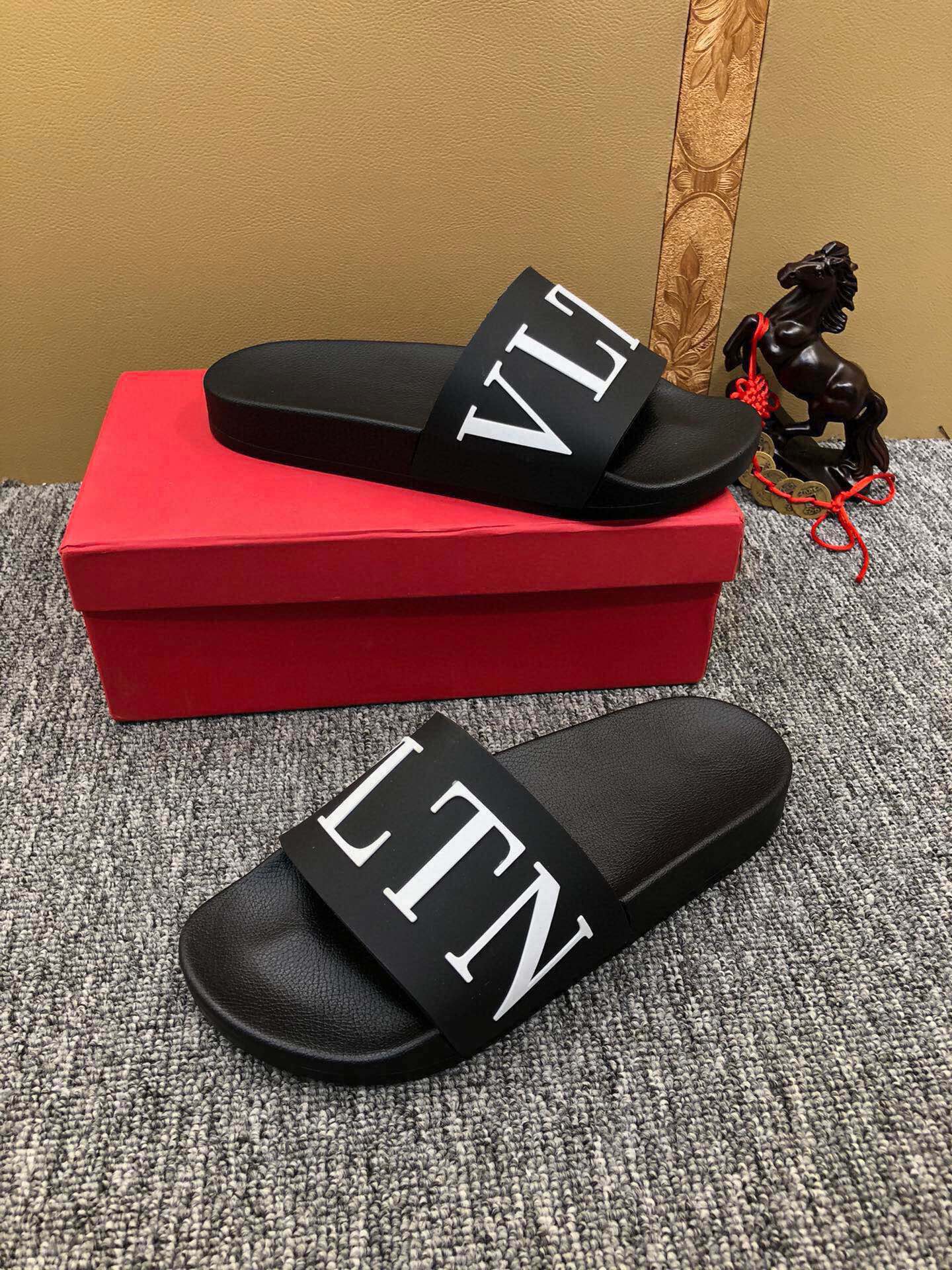 54VL52Z    fashion slippers