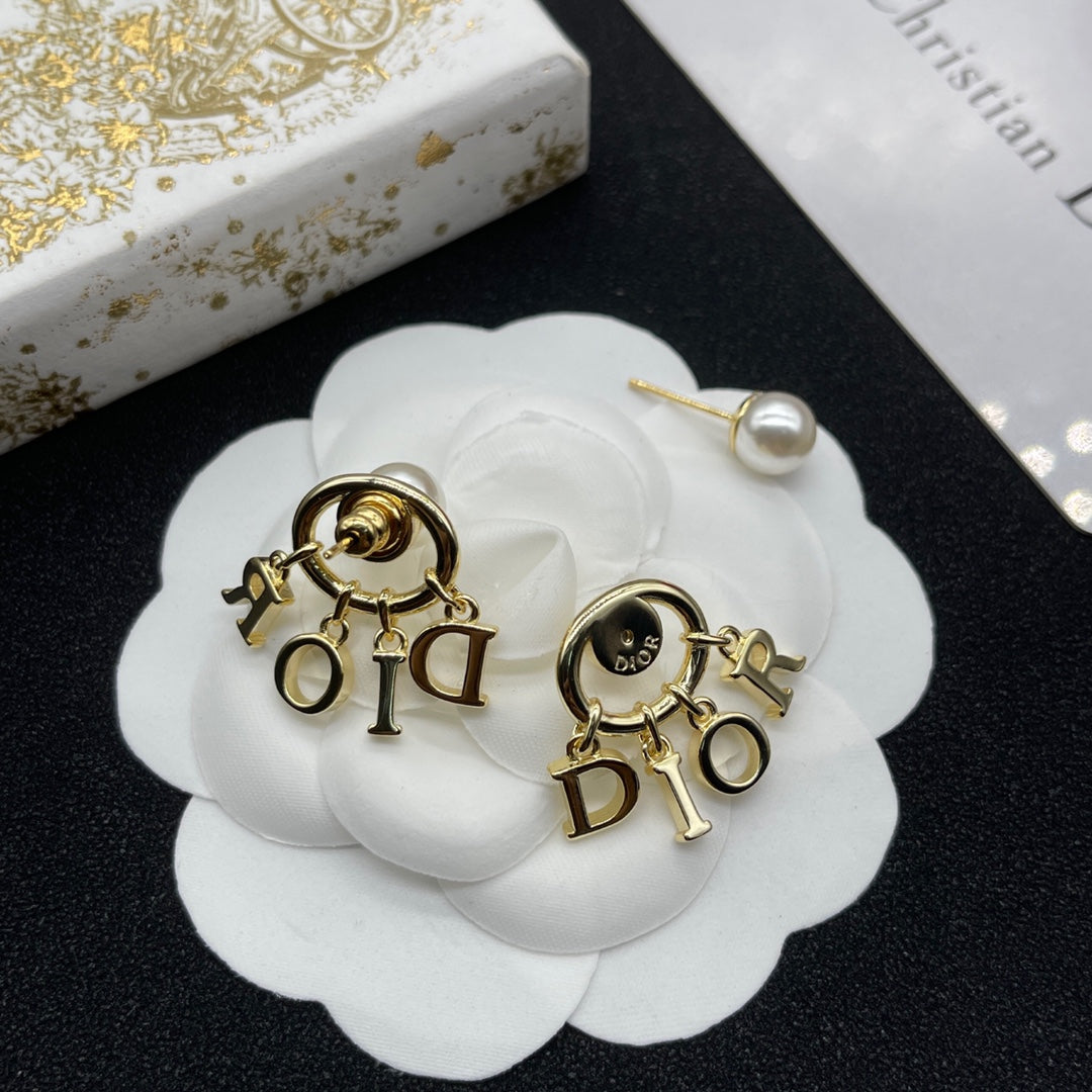 14D379E  Fashionable and high quality  Earrings