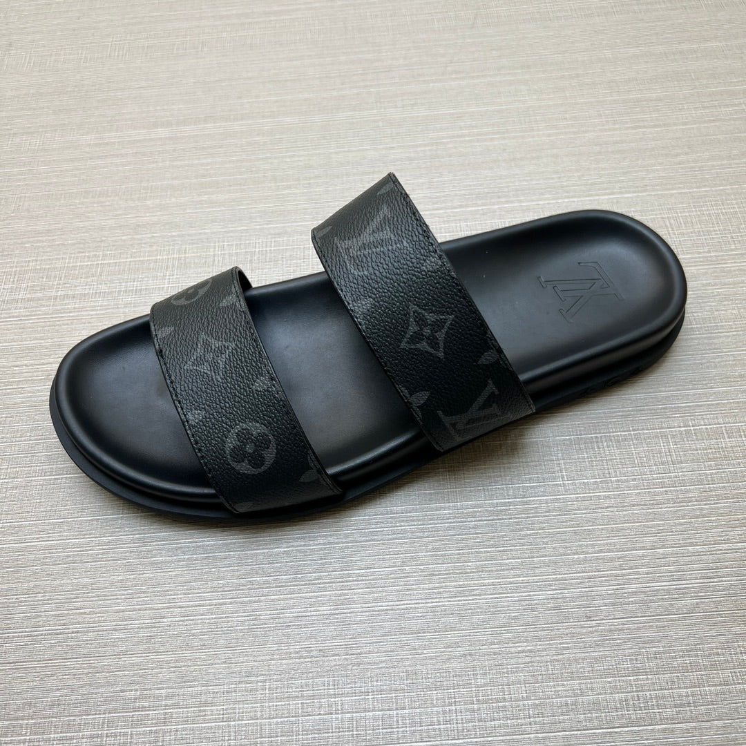 54E56Z   fashion slippers