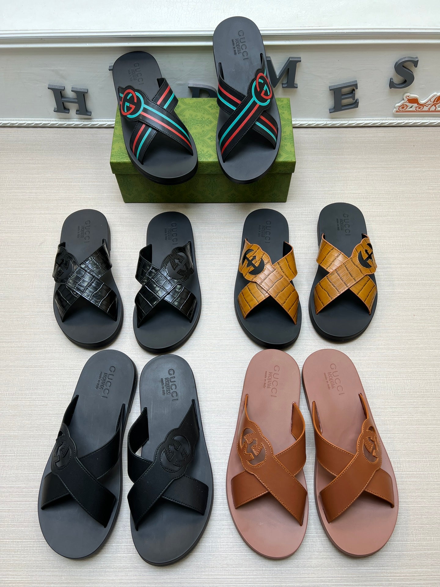 54B12Z   fashion slippers