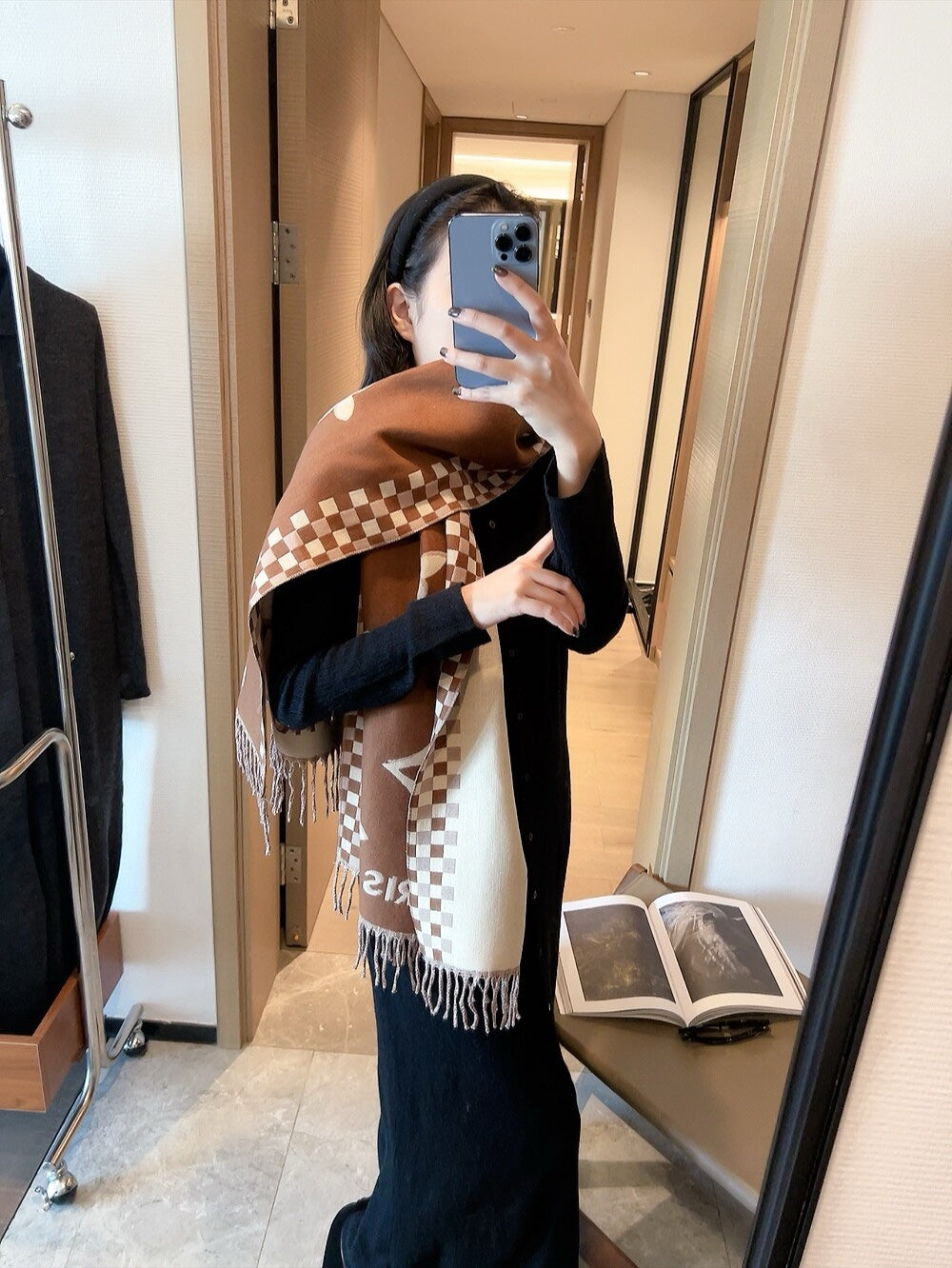 14E267W　Fashion scarves