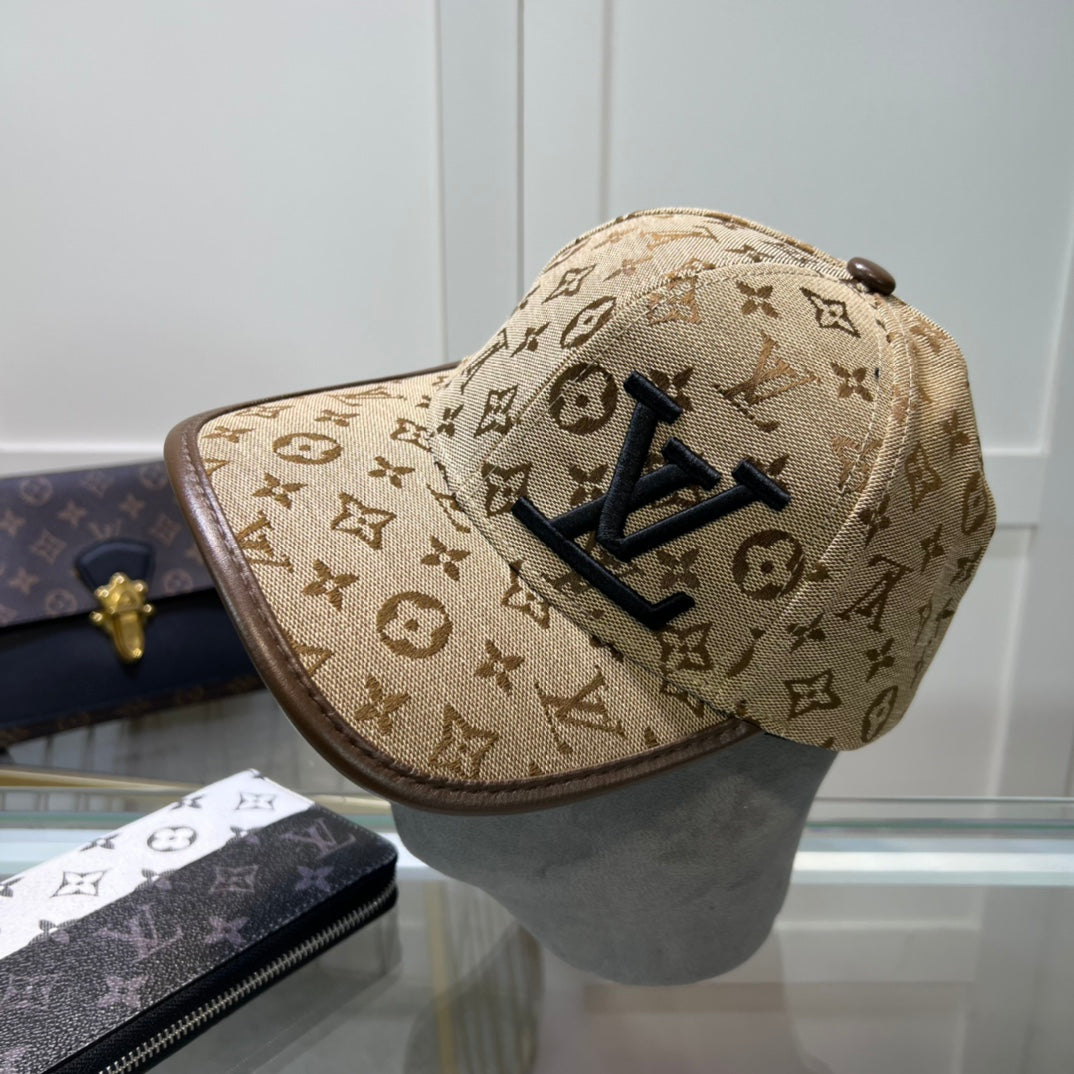 14E300M   Fashion hats