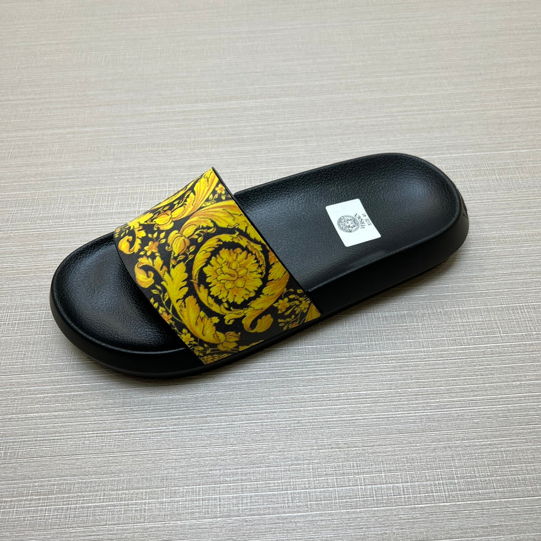 54V166Z  fashion slippers