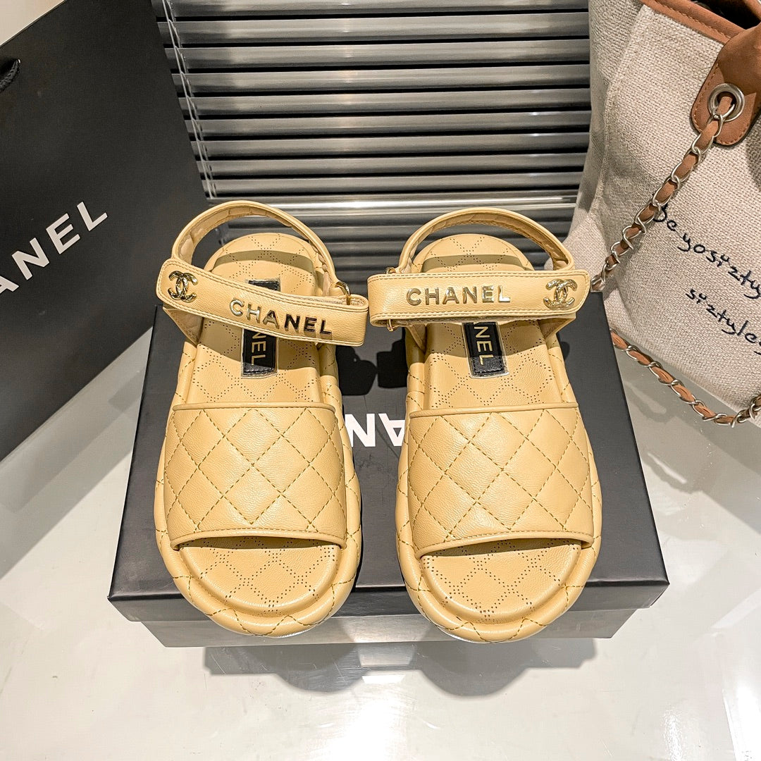 14C98Z  fashion  sandals