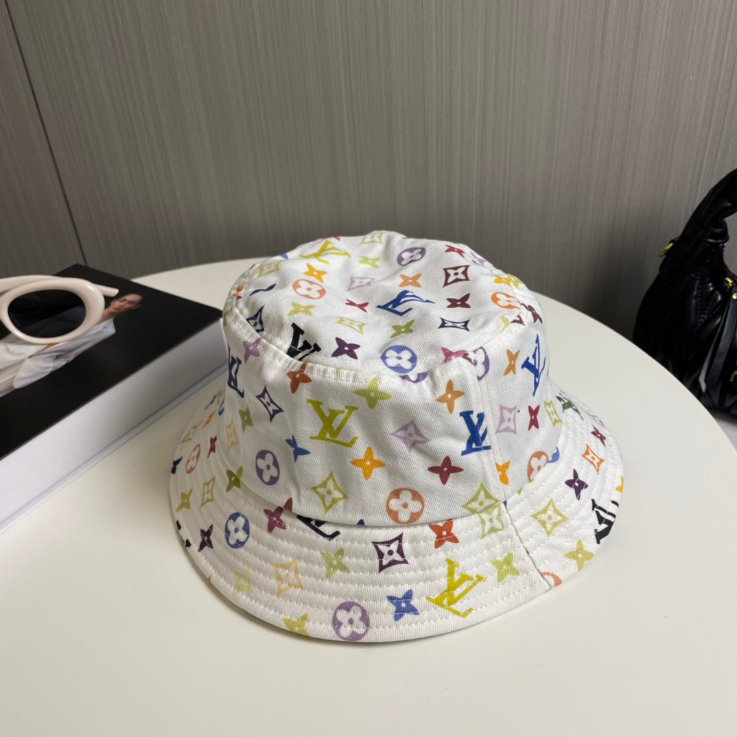 14E271M   Fashion hats