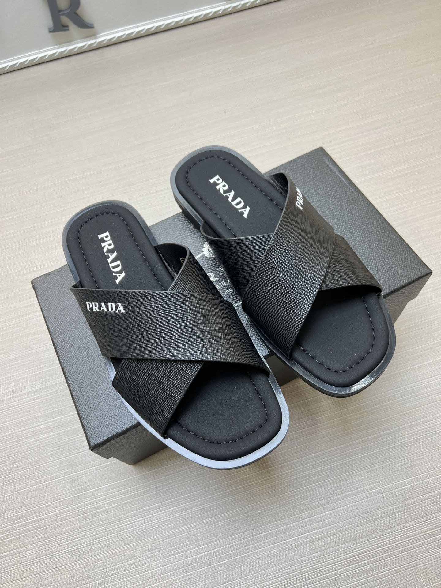 54PD72Z    fashion  slippers