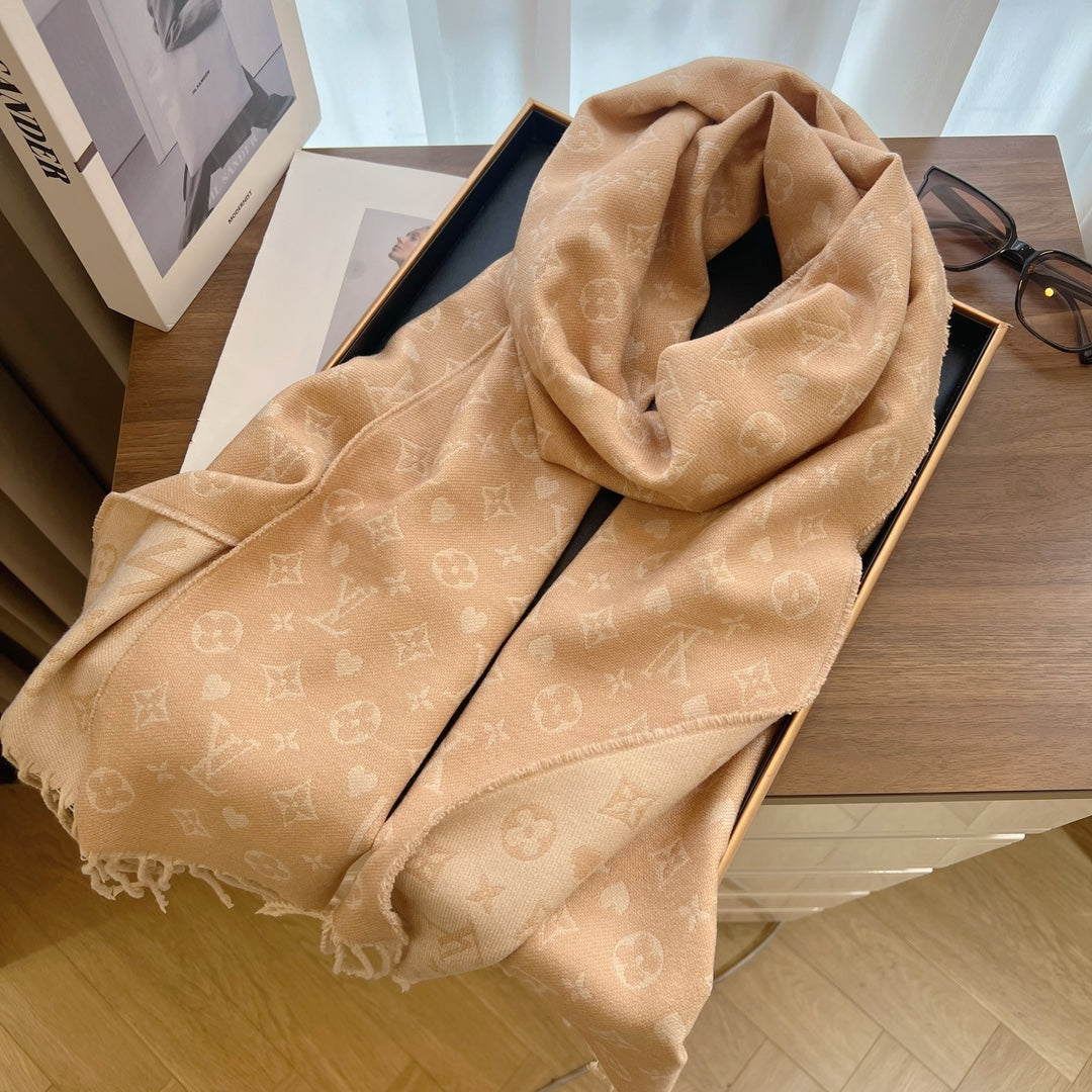 14E227W　Fashion scarves