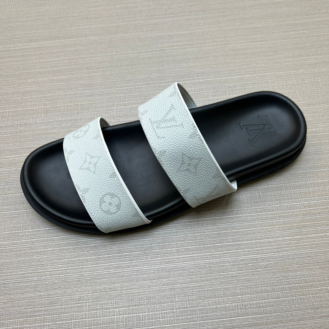 54E58Z   fashion  slippers