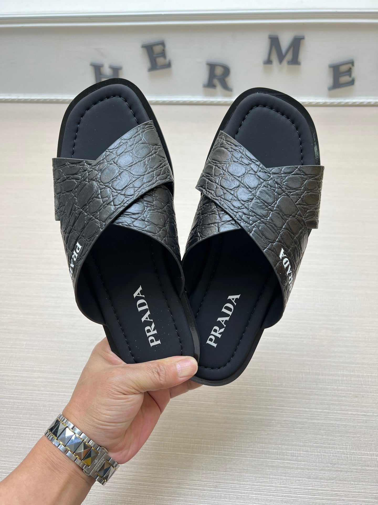 54PD74Z   fashion  slippers